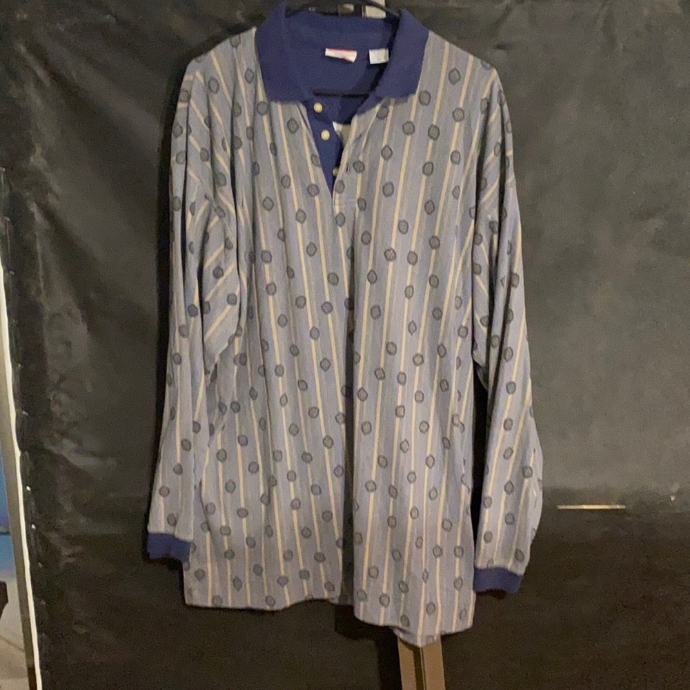 Retro 90’s looking Shirt